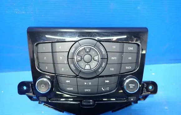 Multifunctional control switch/knob