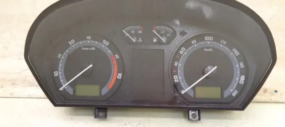 Skoda Fabia Mk1 (6Y) Speedometer (instrument cluster) 6Y0920863M