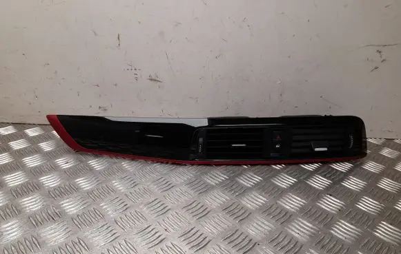 BMW 1 F20 F21 Dash center air vent grill 9347436