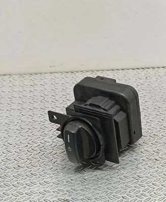 Mercedes-Benz A W169 Light switch 1695451004 32220101 0212680