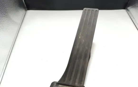 BMW 5 F10 F11 Accelerator throttle pedal 6789998 25916010 1805092349A