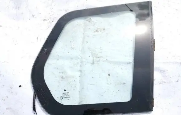 Mitsubishi Space Star Rear side window
