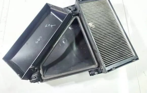 BMW X5 E70 Air filter 64316945576 10834110