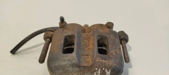 Mitsubishi Pajero Front brake caliper