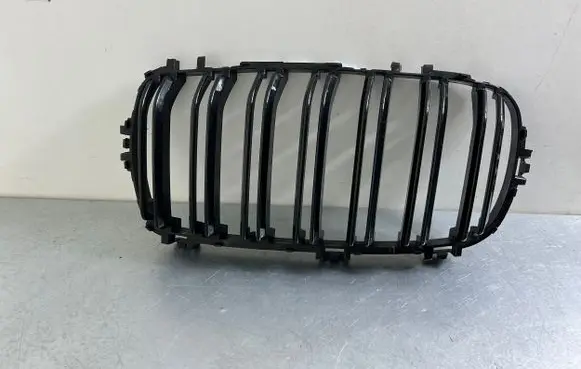 BMW X5 F15 Front bumper upper radiator grill