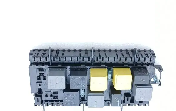 Mercedes-Benz GLE (W166 - C292) Fuse module A1669068201