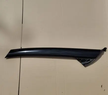 Citroen C5 Aircross Windshield trim 9834286380