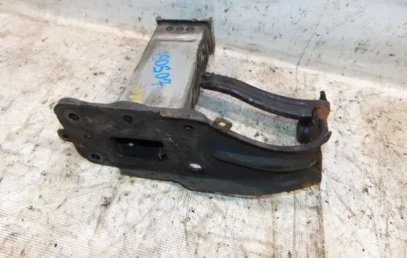 Mercedes-Benz E W211 Radiator support slam panel bracket A2116200895 A2116201495