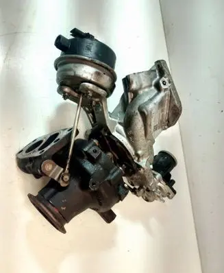 BMW 5 G30 G31 Turbo 8587539