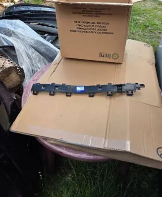 Volvo XC60 Rear bumper mounting bracket 32136221