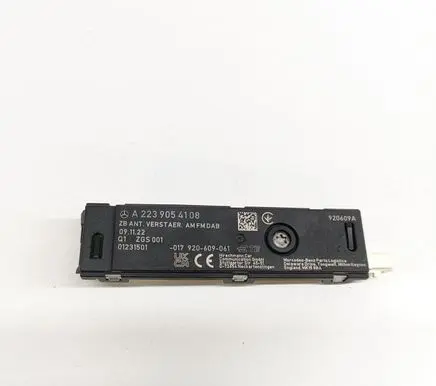 Mercedes-Benz GLC C254 Aerial antenna amplifier A2239054108