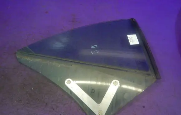 Renault Megane II Rear side window