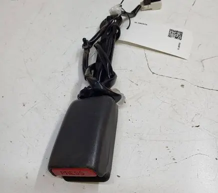 Nissan Leaf I (ZE0) Front seatbelt buckle 623808300B 8684301523