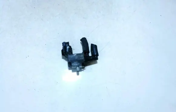 Subaru Impreza III Turbo solenoid valve k5t48479 7z27