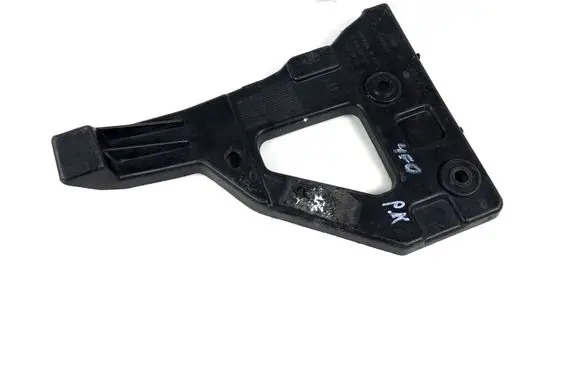 Audi A6 S6 C6 4F Fender mounting bracket 4f0807227