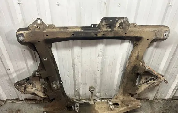 Renault Kangoo I Front subframe