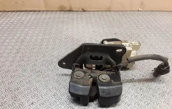Alfa Romeo 147 Tailgate/trunk/boot lock/catch/latch