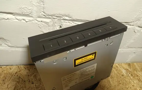 Mercedes-Benz ML W164 CD/DVD changer A2118705390 MH3512 AL351270233775