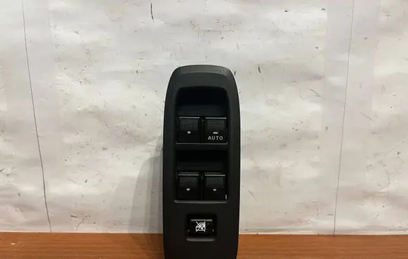Ford Ranger Electric window control switch JB3T-I4A132-EGWSA 19Y1T07AD