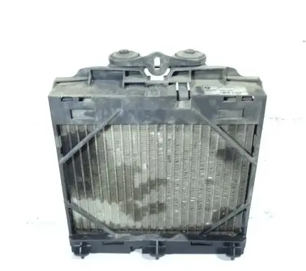 BMW 7 F01 F02 F03 F04 Coolant radiator 7572542