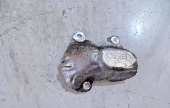 Mercedes-Benz E W212 Heat shield in engine bay A6511420120