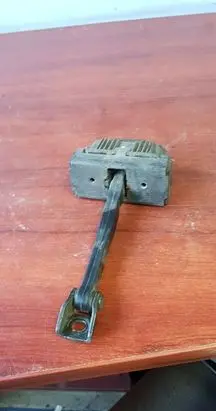 BMW 5 E60 E61 Front door check strap stopper 7033609