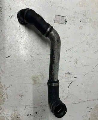 BMW 5 E60 E61 Intercooler hose/pipe 7793896