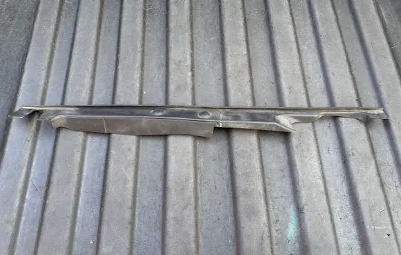 Audi A4 S4 B9 8W Fender end trim 8W0820582