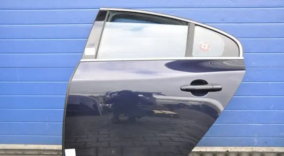 Volvo S60 Rear door 