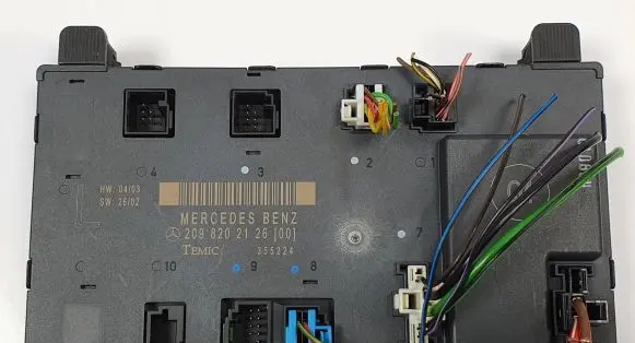 Mercedes-Benz CLK A209 C209 Door control unit/module 2098202126
