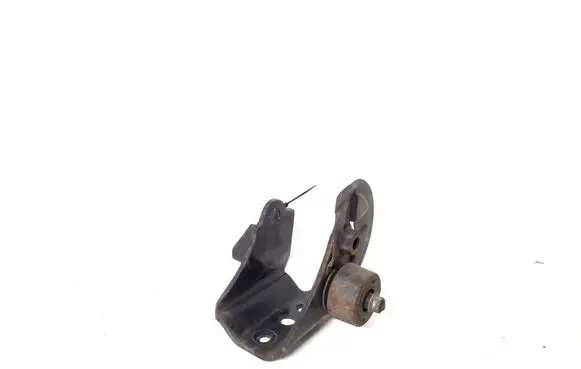 Toyota Avensis T270 Engine mounting bracket 12321-0T080