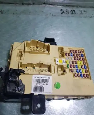 Hyundai Lantra I Fuse box set 91950-A6081