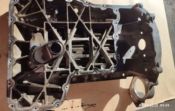 Jaguar S-Type Oil sump 4R8Q60004E