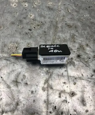 Renault Scenic III - Grand scenic III Airbag deployment crash/impact sensor 988800002R