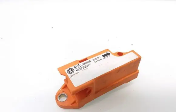 Volkswagen New Beetle Airbag deployment crash/impact sensor 1J0909606Q 12980305 5WK42400