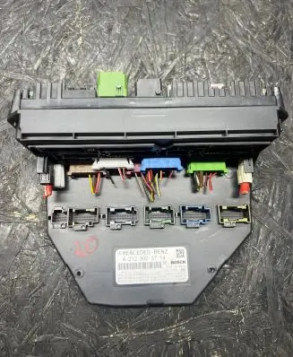 Mercedes-Benz E W212 Fuse module A2129003714 A2129020706 A2129015404
