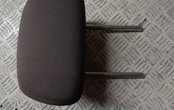 Mitsubishi Space Star Rear seat headrest 