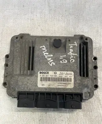 Renault Trafic II (X83) Engine control unit/module 8200389519 1039S04808 0281011529