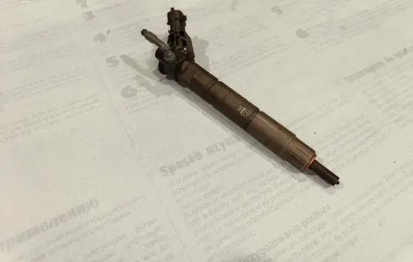 Land Rover Defender Fuel injector K6D39K546AB