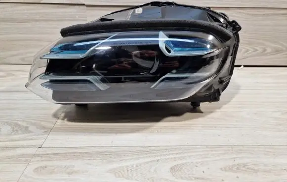 Porsche Taycan 9J1 Headlight/headlamp