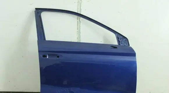 Seat Arona Front door