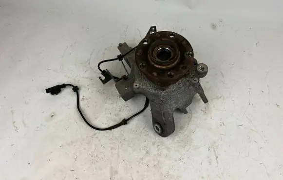 Maserati Levante Rear wheel hub spindle/knuckle 06700372390