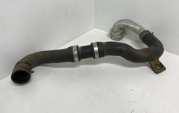 Volkswagen Touareg II Engine coolant pipe/hose 7P6122291C