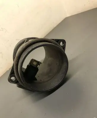 Renault Laguna III Mass air flow meter