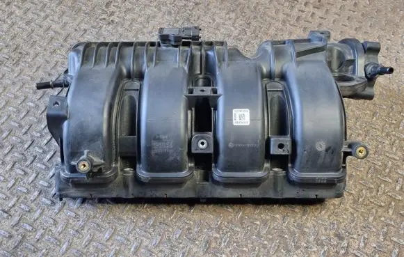 Ford Mustang VI Intake manifold FR3E9424JC BV619F479AA
