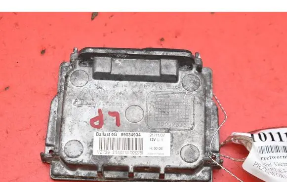 Opel Vectra C Voltage converter/converter module 89034934