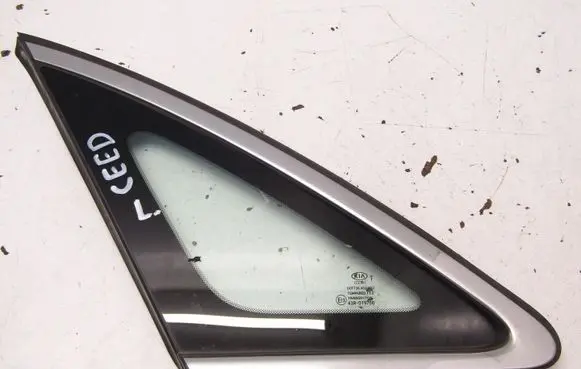 KIA Ceed Rear side window 1312