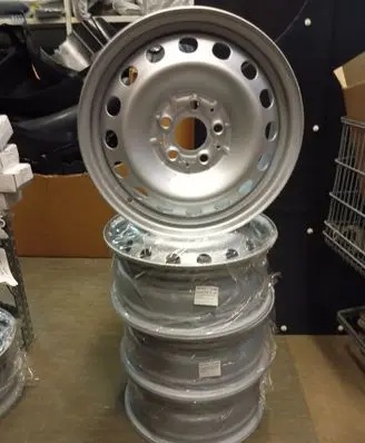 Mercedes-Benz Vito Viano W639 R16 steel rim A6394012102 6394012102