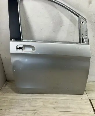 Mercedes-Benz V Class W447 Front door