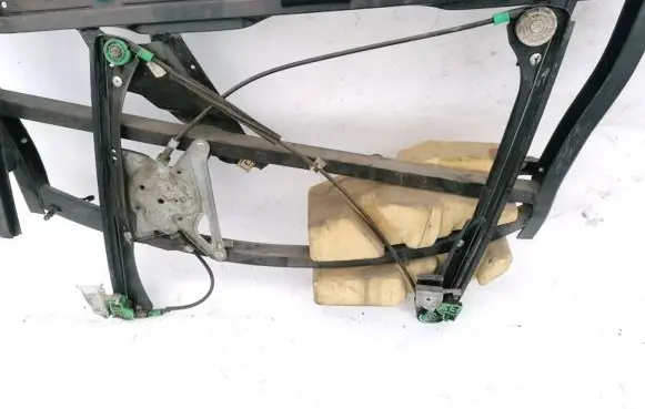 Audi A4 S4 B5 8D Sliding door window regulator with motor